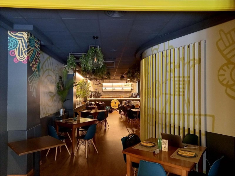 disen_o-grafico-y-rotulacion-con-inclusion-de-puntones-verticales_img195379