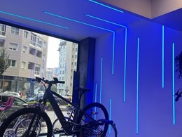 Diseño de escaparate con perfilería e iluminación led