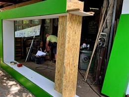 Fabricando en taller mobiliario
