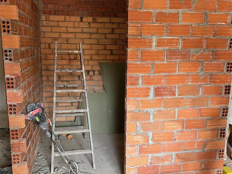 Levantamiento de ladrillo