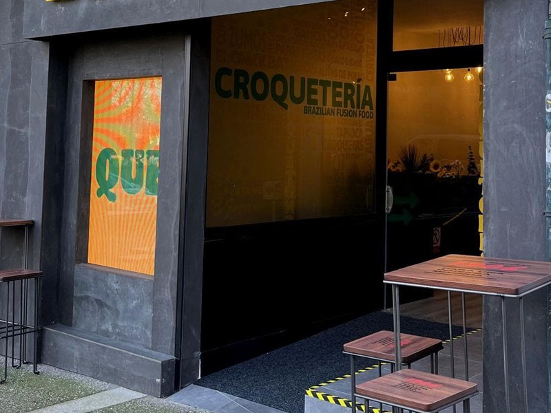 Penelación de fachada y fabricación de rótulos a medida