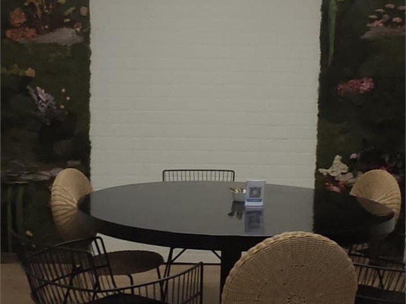 Suministro de mobiliario