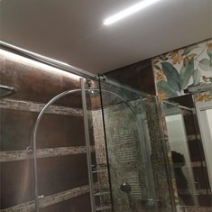 iluminación perimetral papel de baño, pladur en tacho albañileria 
